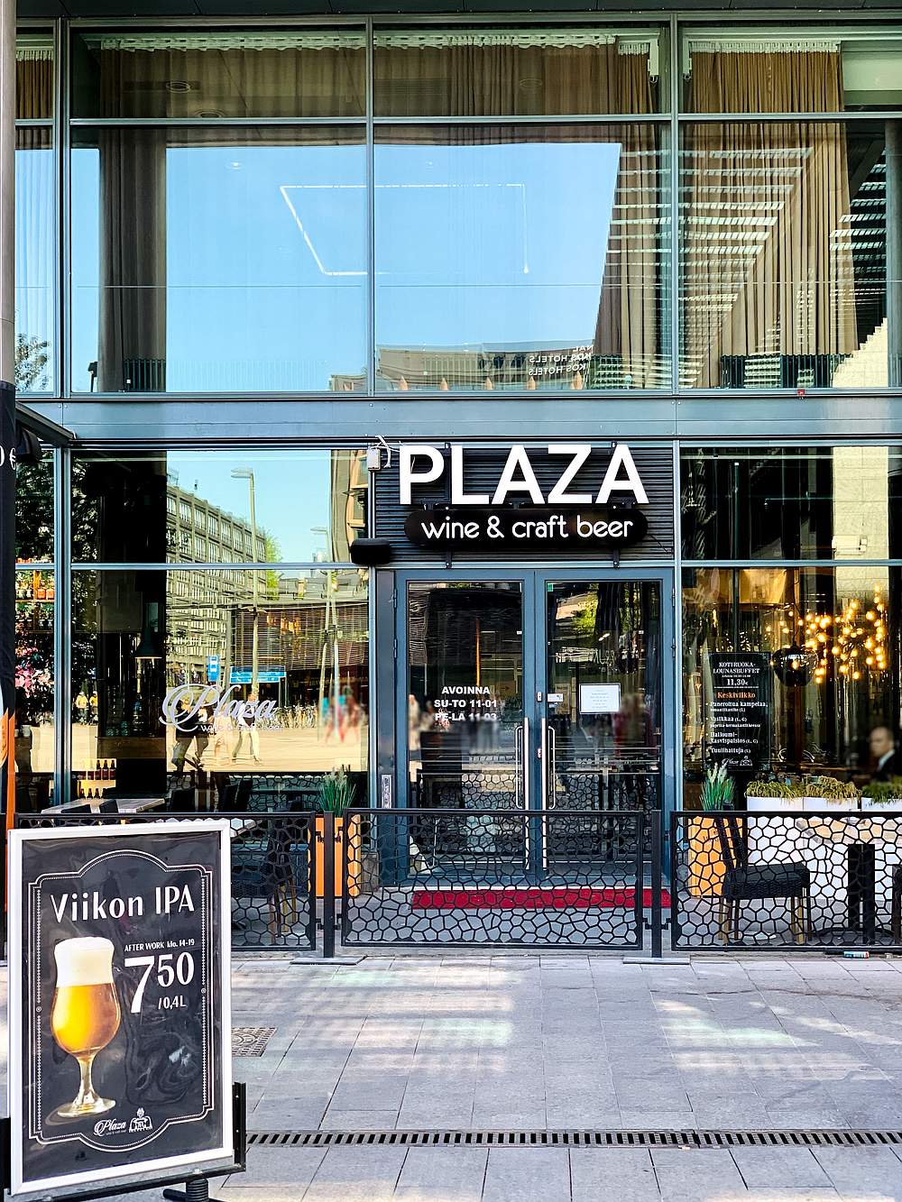 lounas-the-plaza-wine-craft-beer-helsinki-lounasmenu-fi