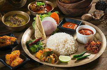 Nepalilainen Ravintola Karuwa lounas lunch