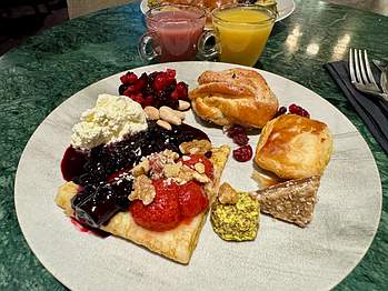 Clarion Draken frukost breakfast Göteborg