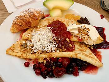 Home Hotel Odin frukost breakfast