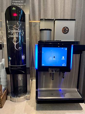 Home Hotel Odin frukost breakfast