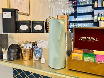 Peacock Palm Tree Hotel Trelleborg frukost