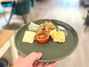 Peacock Palm Tree Hotel Trelleborg frukost