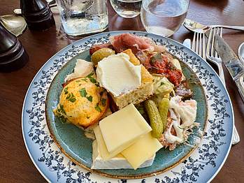 Ystad Saltsjöbad Restaurang Port brunch Ystad Saltsjöbad Restaurang Port brunch