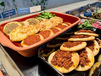 Laziza Hyllie brunch