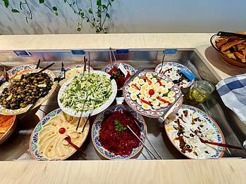 Laziza Hyllie brunch