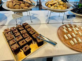 Laziza Hyllie brunch