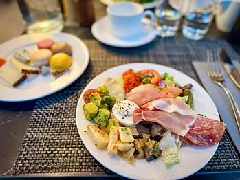 Radisson Blu Waterfront Hotel lunch
