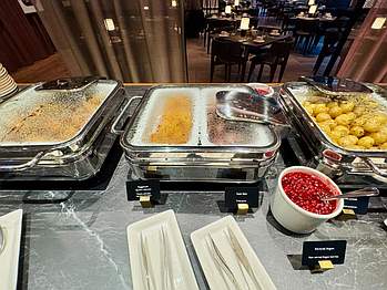 Radisson Blu Waterfront Hotel lunch