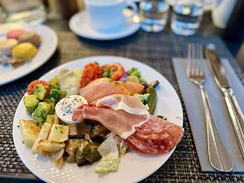 Radisson Blu Waterfront Hotel lunch